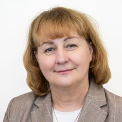 Голубева Елена